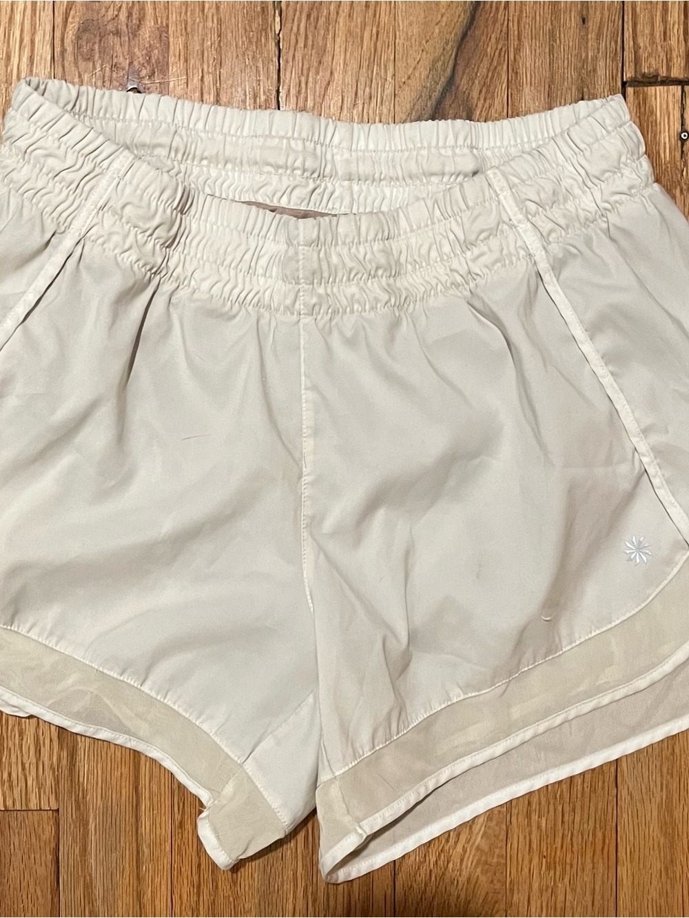 Athleta Cream Elastic-Waist Athletic Shorts